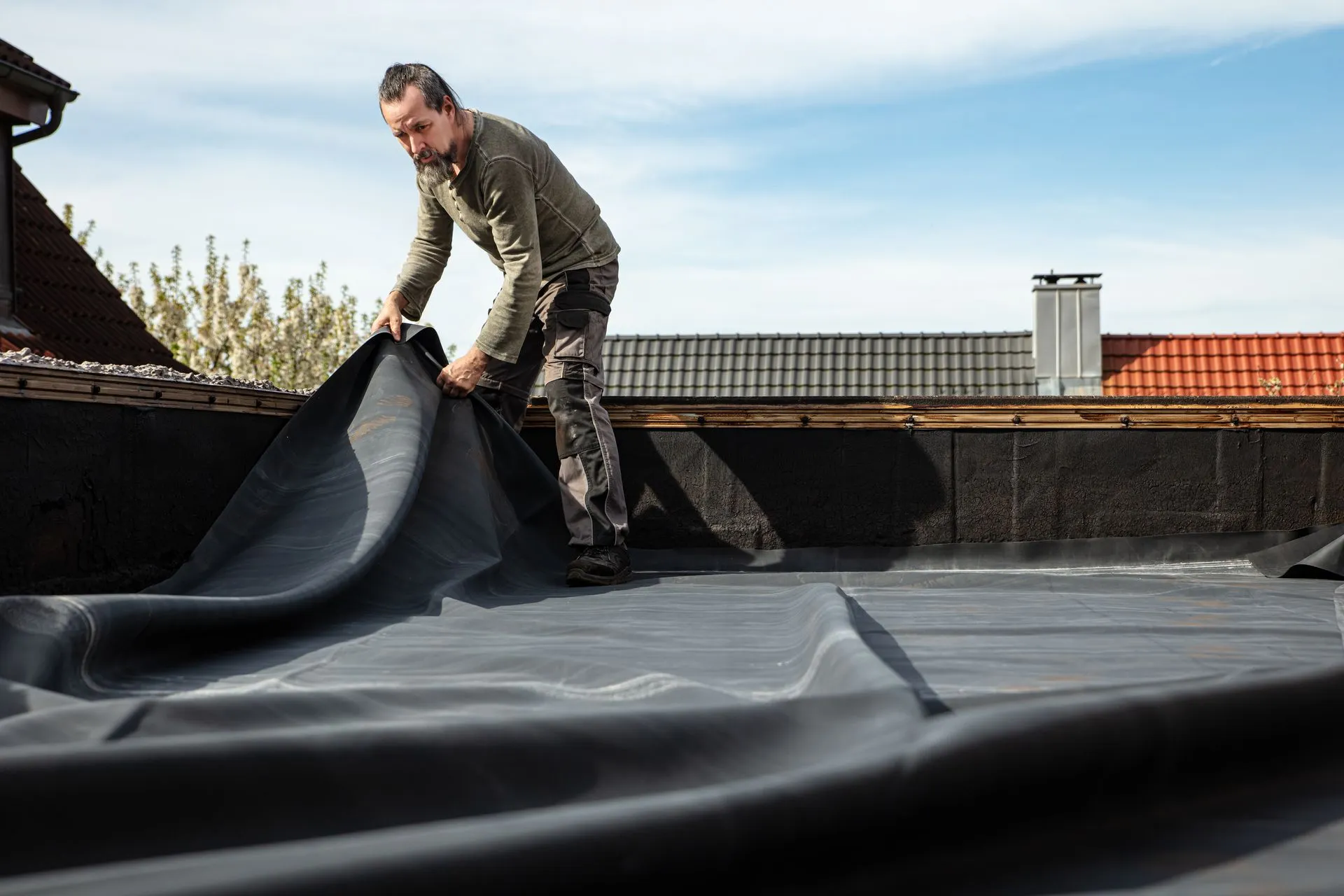 Commercial flat roofing